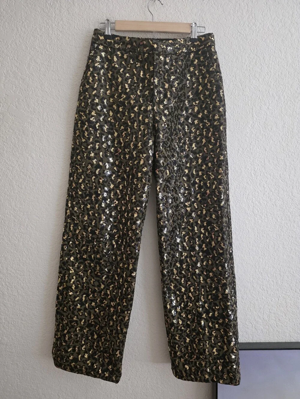ZARA ANIMAL PRINT SEQUIN STRAIGHT LEG PANTS SIZE M